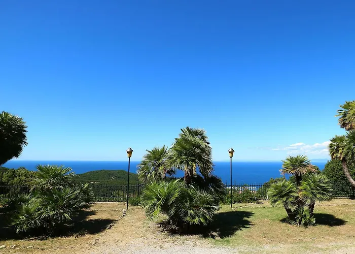 Napoleone Al Poggio - Argonautivacanze * Poggio (Livorno)